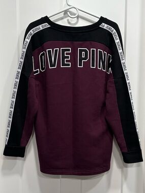 PINK Victoria's Secret "LOVE PINK" Maroon and Black Sweatshirt - Size Small